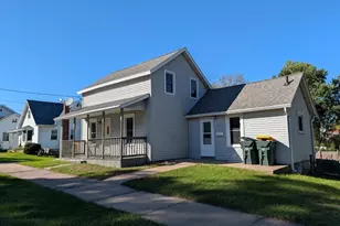 631 2nd St, Reedsburg, WI 53959 - Photo 3