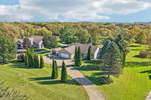 N6244 Jefferson Rd, Johnson Creek, WI 53038 - Photo 27