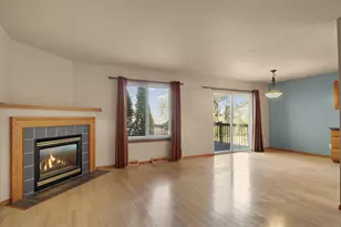 5314 Valley Edge Dr, Madison, WI 53704 - Photo 7