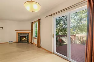 5314 Valley Edge Dr, Madison, WI 53704 - Photo 13