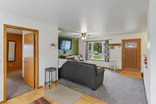 82 Bindl Dr, Reedsburg, WI 53959 - Photo 7