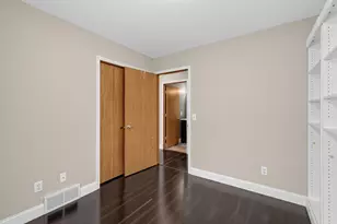 1138 Glacier Hill Dr, Madison, WI 53704 - Photo 17