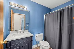 1138 Glacier Hill Dr, Madison, WI 53704 - Photo 11