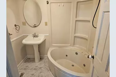402 W Carroll Street, Portage, WI 53901 - Photo 5
