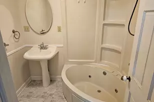402 W Carroll St, Portage, WI 53901 - Photo 5