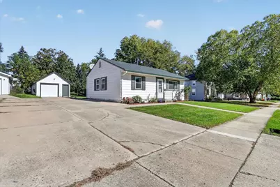 924 W Fulton Street, Edgerton, WI 53534 - Photo 19