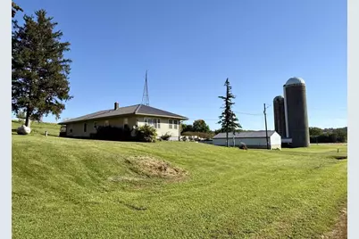 W8940 County Road B, Browntown, WI 53522 - Photo 27