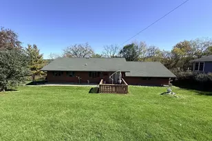 660 N Grove St, Richland Center, WI 53581 - Photo 17