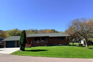 660 N Grove St, Richland Center, WI 53581 - Photo 3