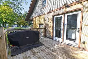 402 E Main St, Janesville, WI 53536 - Photo 35