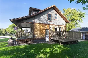 402 E Main St, Janesville, WI 53536 - Photo 37