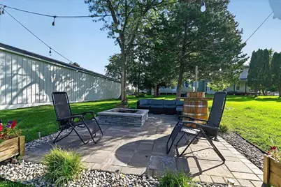 402 E Main Street, Janesville, WI 53536 - Photo 27