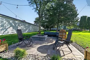 402 E Main St, Janesville, WI 53536 - Photo 27