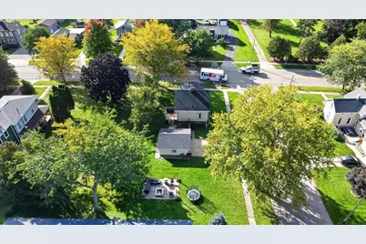 402 E Main Street, Janesville, WI 53536 - Photo 19