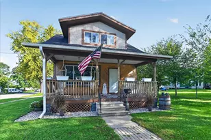 402 E Main St, Janesville, WI 53536 - Photo 1