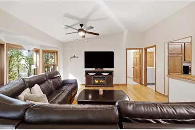 906 2nd Street, Baraboo, WI 53913 - Photo 5