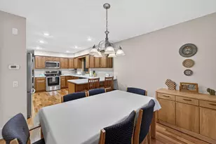 5800 Tall Oaks Rd, Fitchburg, WI 53711 - Photo 7