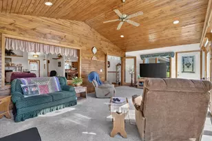 5541 W County A Rd, Janesville, WI 53548 - Photo 29