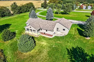 5541 W County A Rd, Janesville, WI 53548 - Photo 57