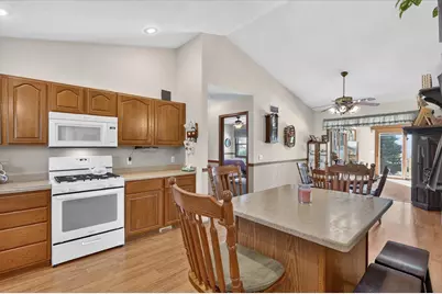 5541 W County A Road, Janesville, WI 53548 - Photo 23