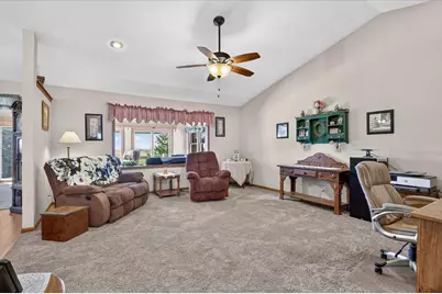 5541 W County A Road, Janesville, WI 53548 - Photo 17