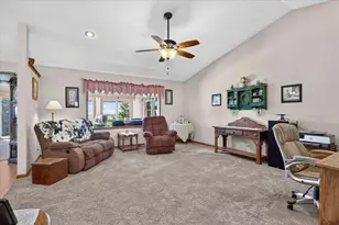 5541 W County A Rd, Janesville, WI 53548 - Photo 17