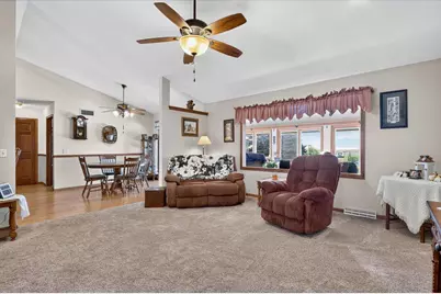 5541 W County A Road, Janesville, WI 53548 - Photo 15