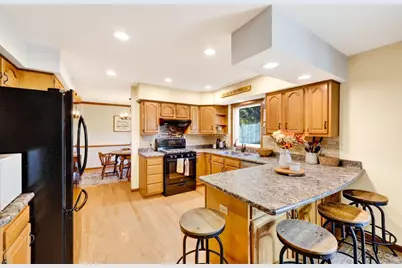 214 N High Point Road, Madison, WI 53717 - Photo 13