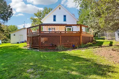 319 Sheldon Street, Cambridge, WI 53523 - Photo 3