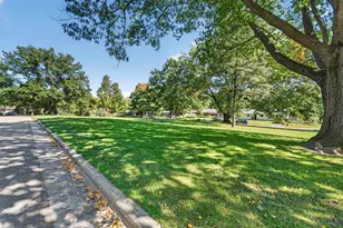 31 Hiawatha Cir, Madison, WI 53711 - Photo 45