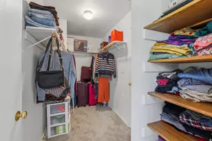 18725 Brookfield Dr, Brookfield, WI 53045 - Photo 15