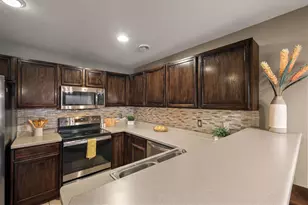 6720 Fairhaven Rd, Madison, WI 53719 - Photo 13