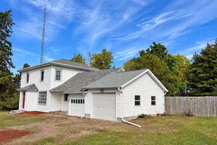 5998 County Rd D Rd, South Wayne, WI 53587 - Photo 3