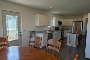 W7691 Lake Shore Rd, Sharon, WI 53585 - Photo 7