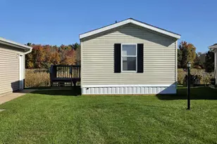 310 Vandervort St, Tomah, WI 54660 - Photo 3