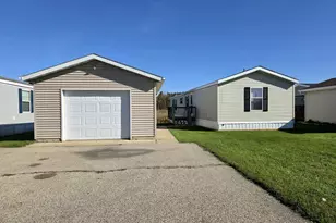 310 Vandervort St, Tomah, WI 54660 - Photo 1