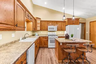 401 Brett's Way, Orfordville, WI 53576 - Photo 13