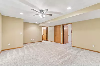 401 Bretts Way, Orfordville, WI 53576 - Photo 29