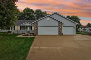 401 Brett's Way, Orfordville, WI 53576 - Photo 57