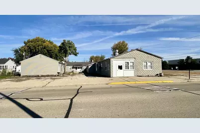 285 SW Franklin Street, Berlin, WI 54923 - Photo 1