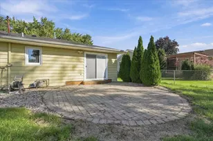 554 W Church St, Belleville, WI 53508 - Photo 35