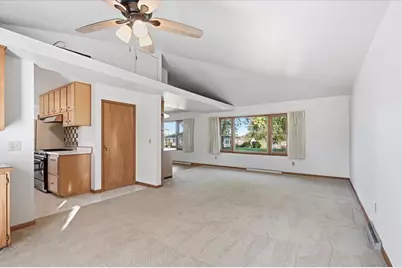 554 W Church Street, Belleville, WI 53508 - Photo 7