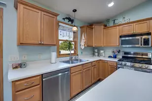 2836 Regent St, Janesville, WI 53546 - Photo 11