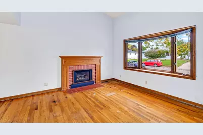 407 Morningside Avenue, Madison, WI 53716 - Photo 5