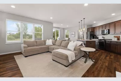 2372 Leopold Way, Sun Prairie, WI 53590 - Photo 7