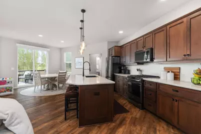 2372 Leopold Way, Sun Prairie, WI 53590 - Photo 3