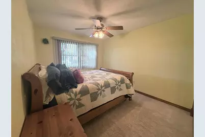 2421 S Dewey Avenue, Beloit, WI 53511 - Photo 15