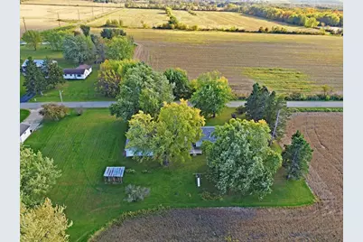 846 Taylor Road, New Lisbon, WI 53950 - Photo 3
