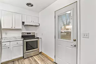 5818 Balsam Rd, Madison, WI 53711 - Photo 15