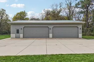 4805 Schneider Dr, Fitchburg, WI 53575 - Photo 27